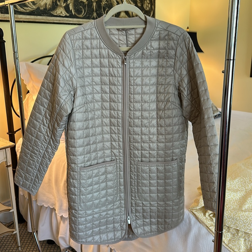 Athleta beige square quilted long jacket